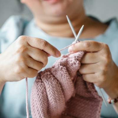 Apprendre le tricot : une bonne thérapie